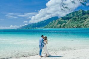 Moorea beach wedding