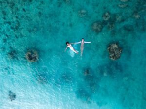 "TRASH THE DRESS" SESSION IN TAHITI