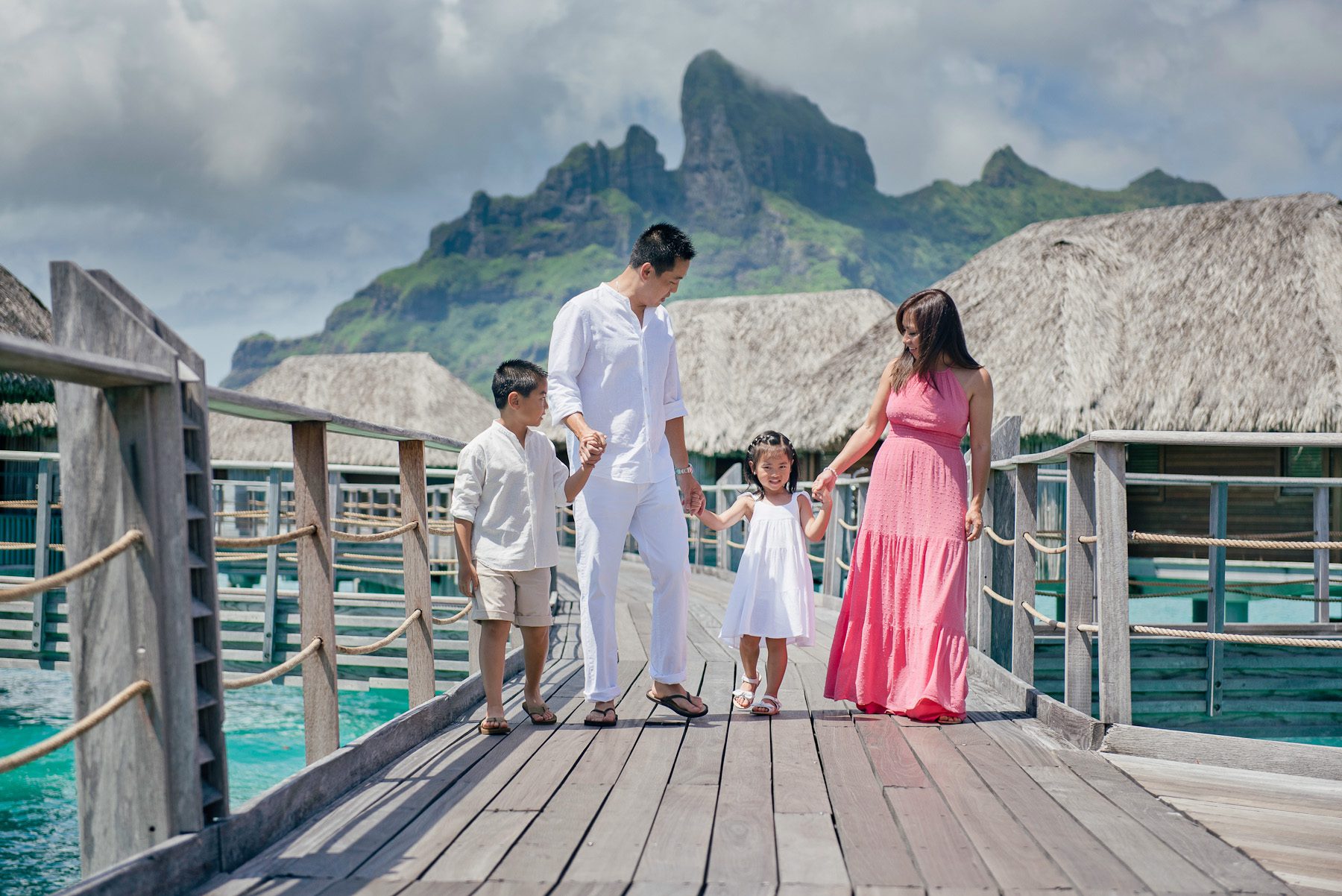Bora Bora Family Photographer