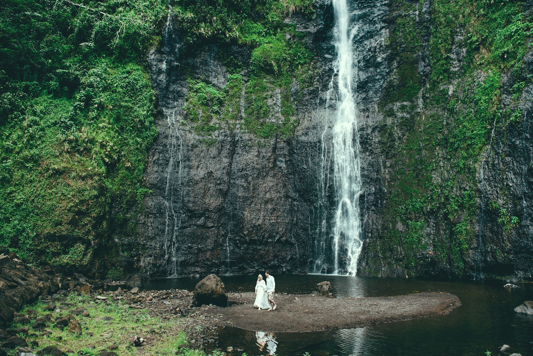 Photoshooting around the island of Tahiti