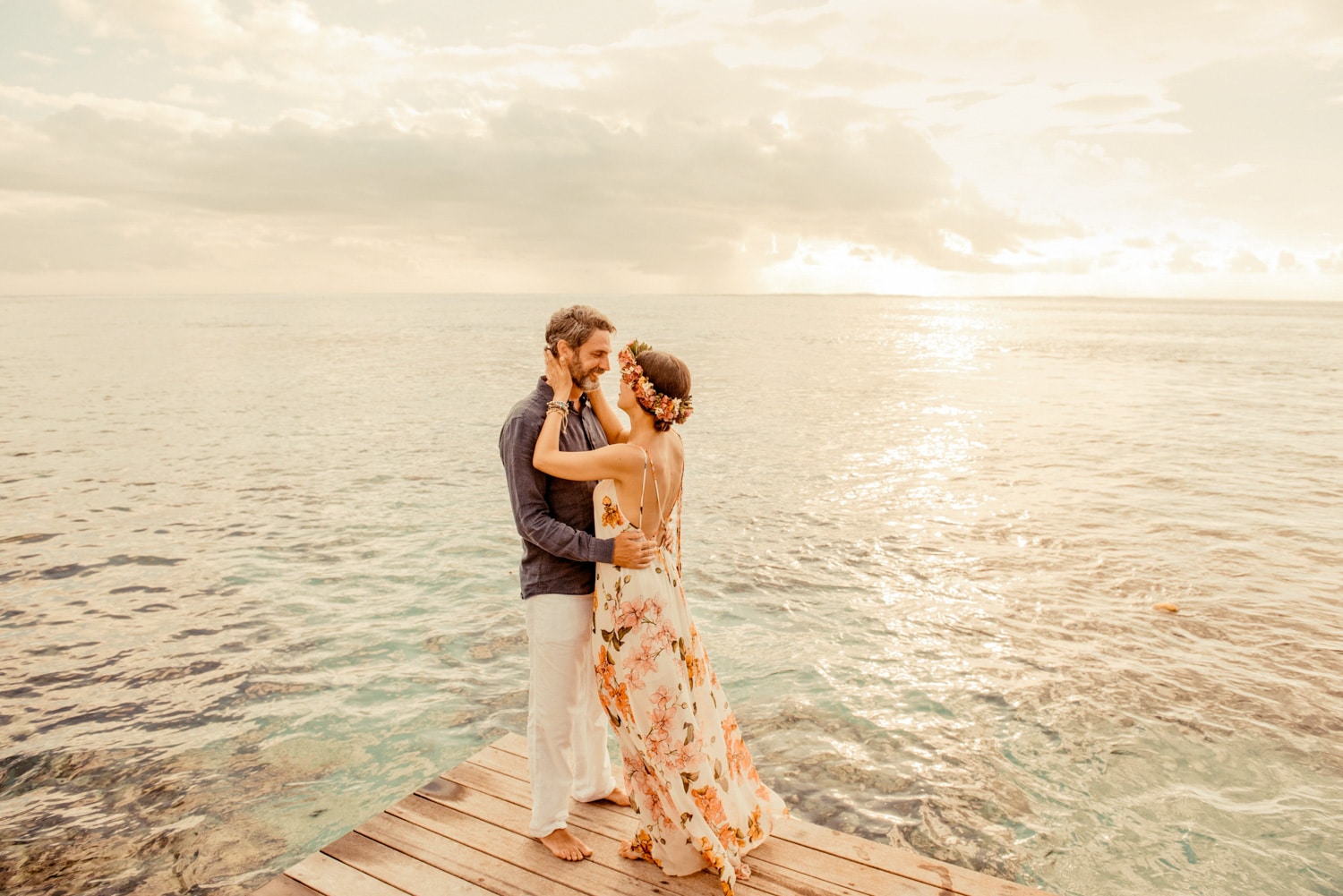 tahiti-honeymoon-photoshoot-sunset