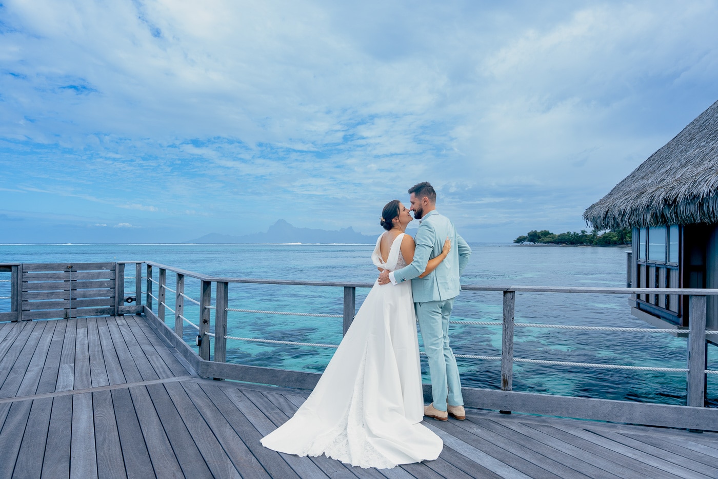 Honeymoon & Couple Photoshoot at Tahiti Lagoon Resort